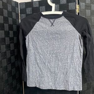 Boys Jumping Beans Size 7 Gray long sleeve T-shirt